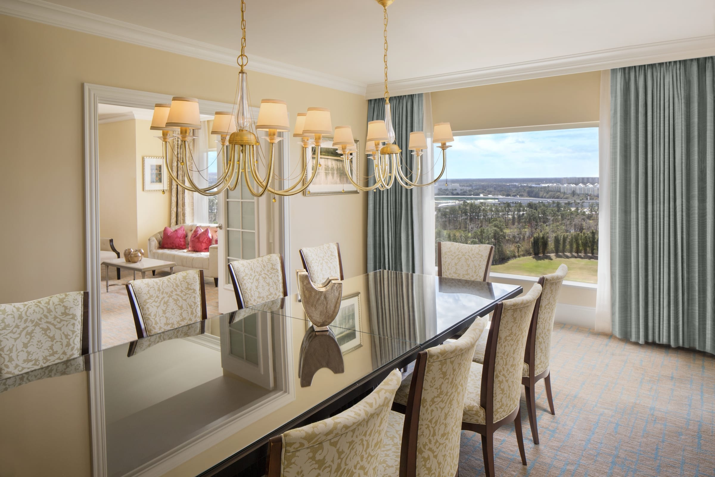 Presidential Suite Dining Room