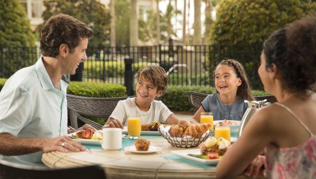family dining at Harvest