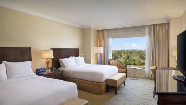 Double queen deluxe room