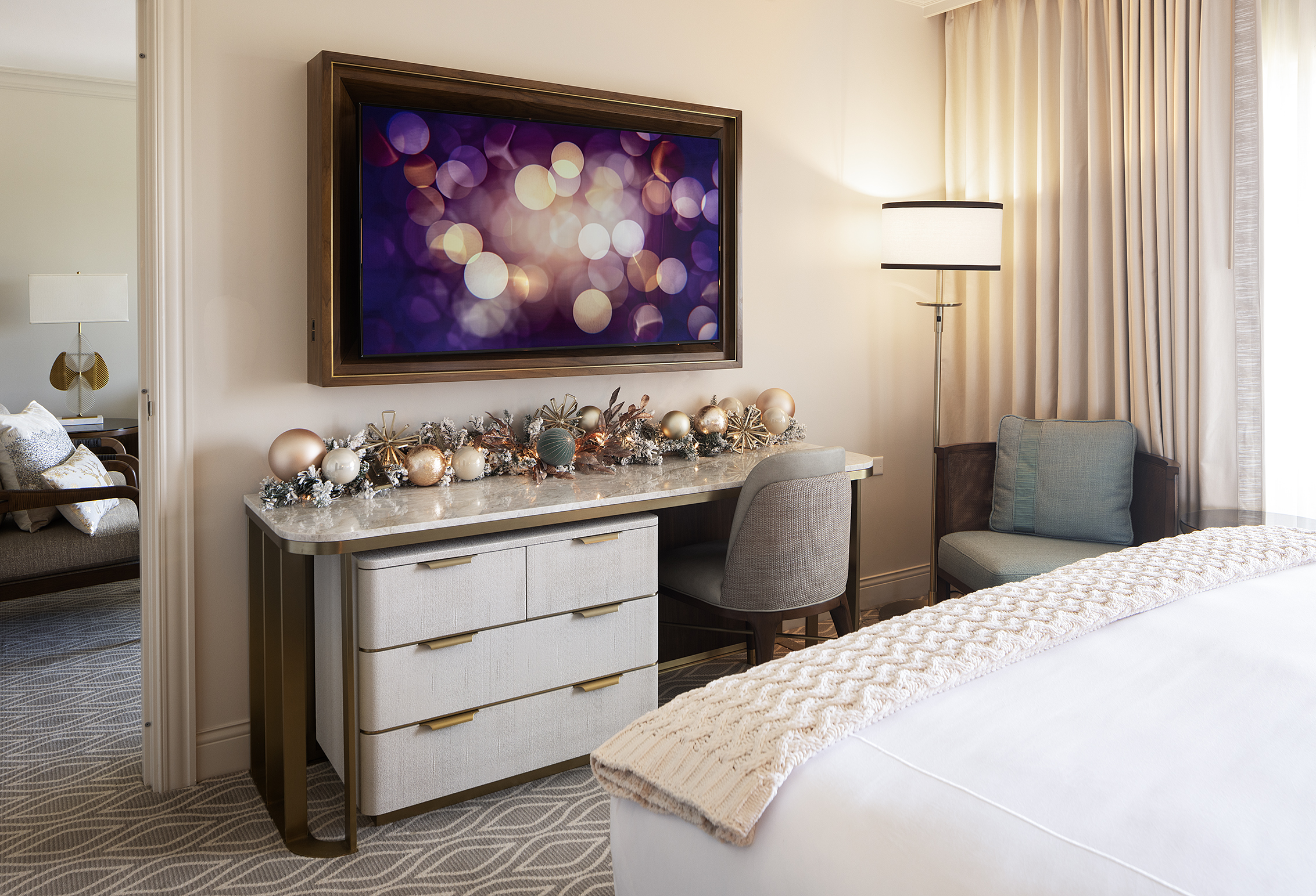 Cool Christmas Holiday Suite Bedroom
