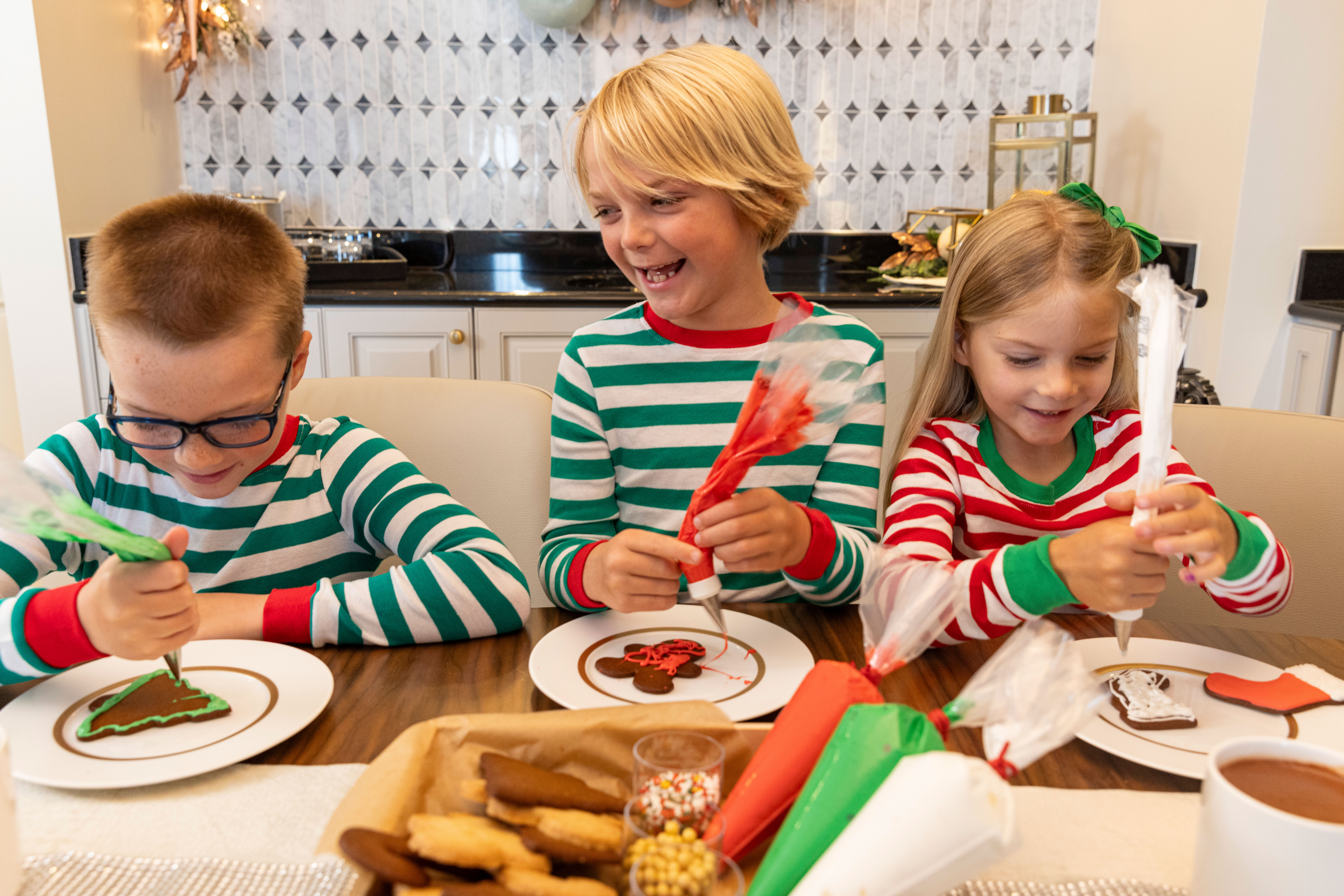 Kids cookie Decorating