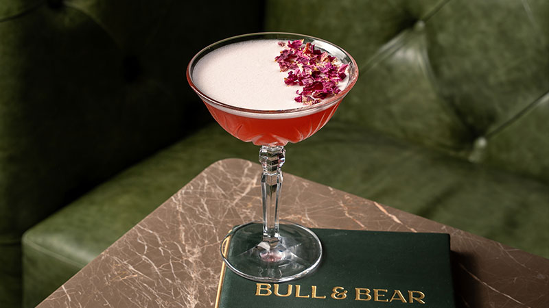 bull & bear bar