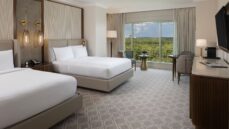 oversized queen room