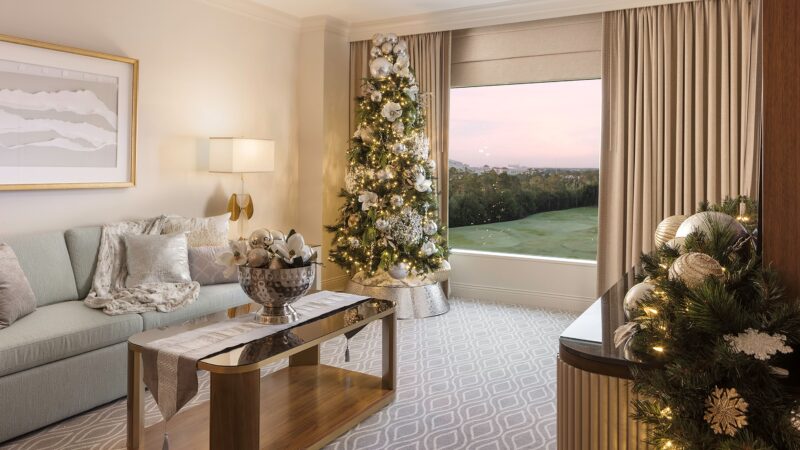 holiday themed suite